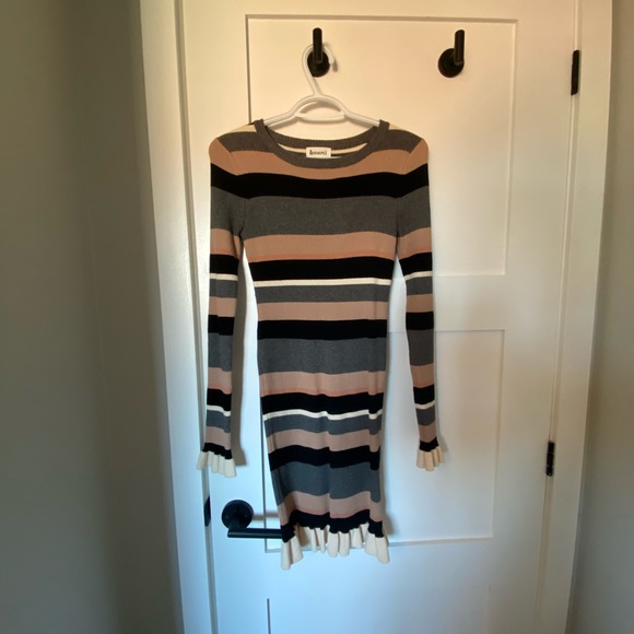 Stripped Dress - Picture 2 of 3